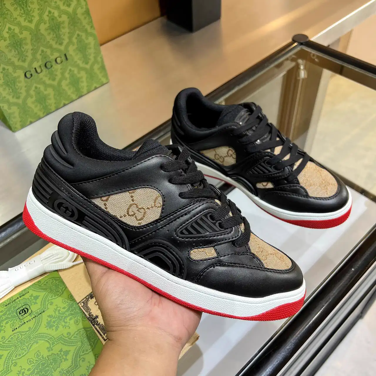 Gucci Low Top Sneakers image 1