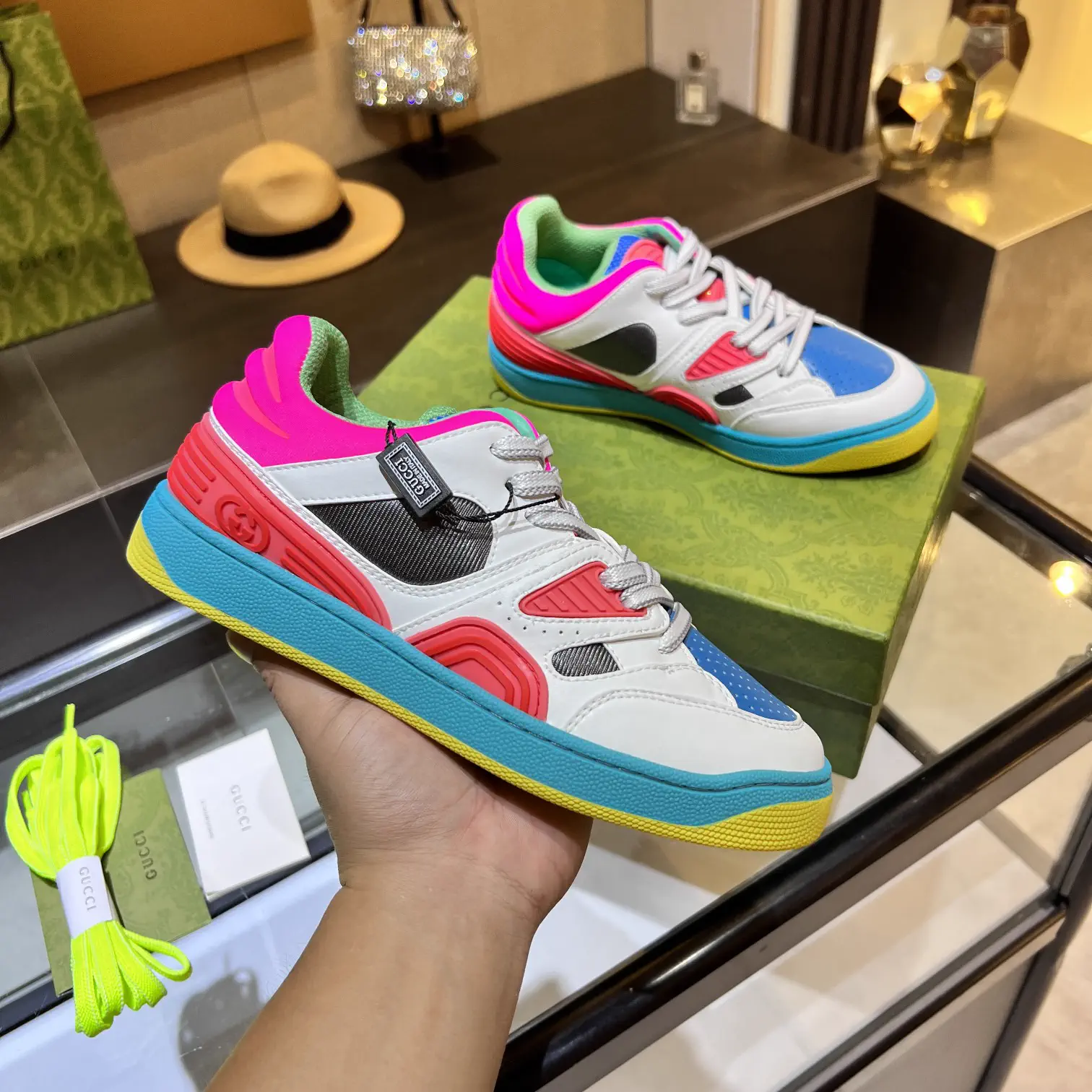 Gucci Low-Top Sneakers image 1
