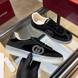Gucci Black Low-Top Sneakers image 1