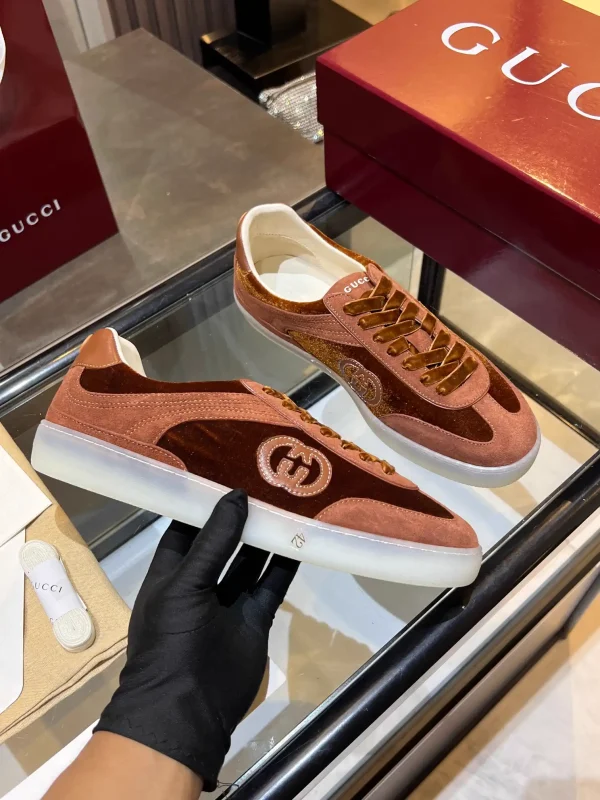 Gucci Low-Top Casual Sneakers image 1