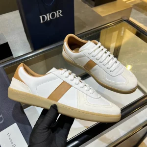 Classic Comfortable Low-Top Sneakers image 1