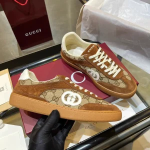 Gucci Unisex Retro G Pattern Low-Top Sneakers image 1