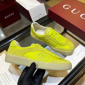 Gucci Unisex Classic Retro Sneakers image 1