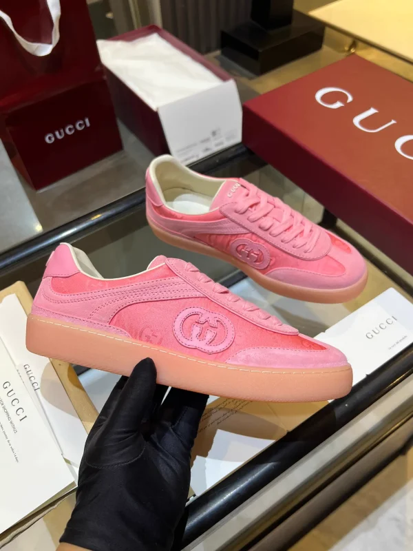 Gucci Pink Retro Low-Top Sneakers image 1