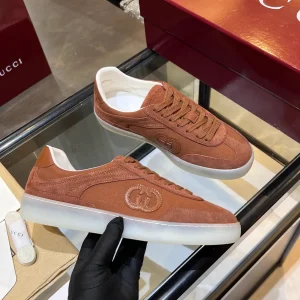 Gucci Brown Suede Low-Top Sneakers image 1