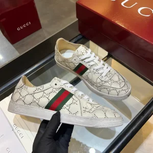 2026 New Style Leather Sneakers image 1