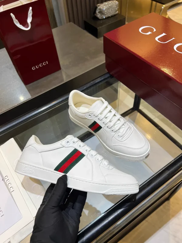 Gucci Low-Top Casual Sneakers image 1