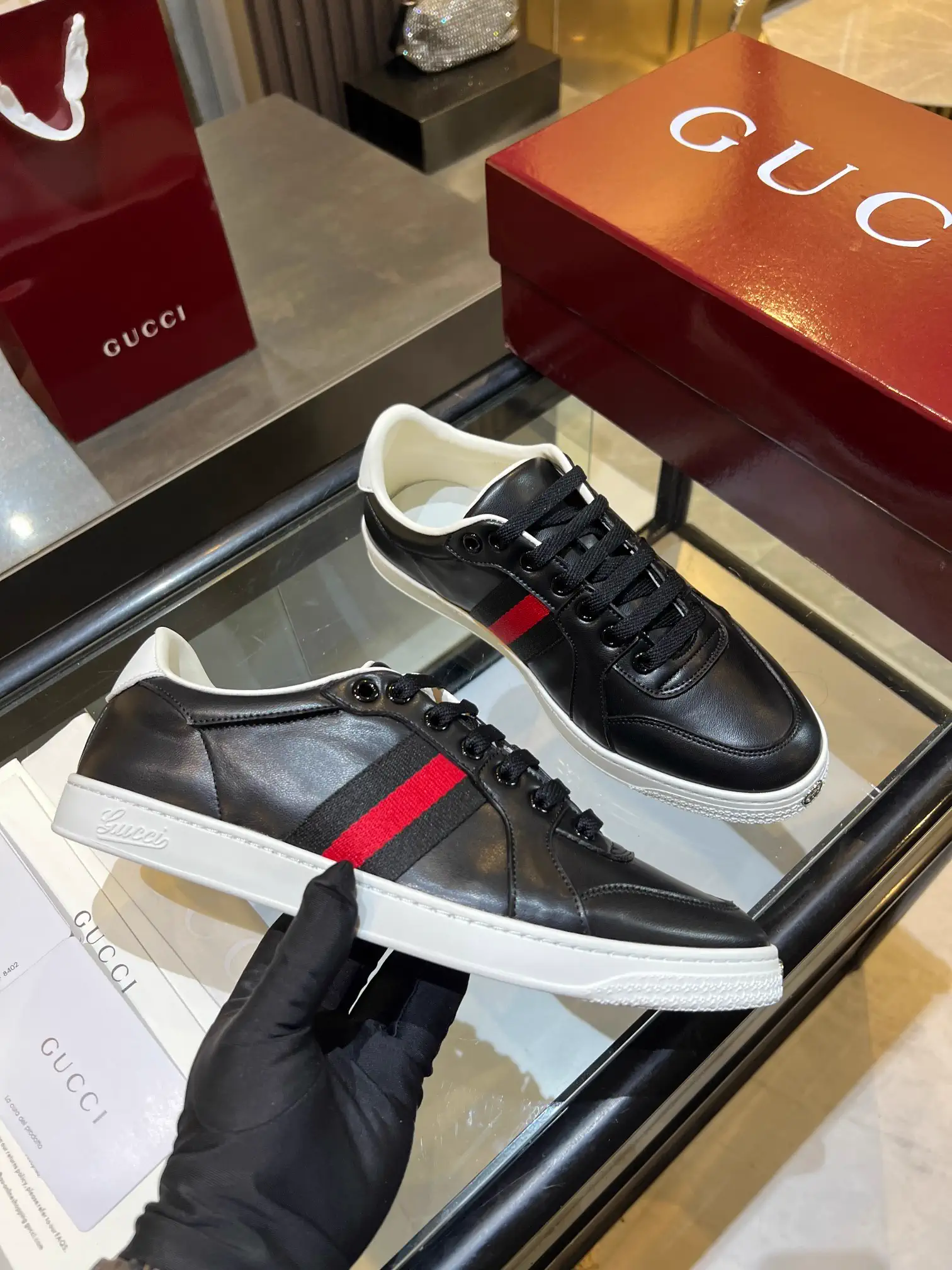 Men's Low-Top Casual Leather Sneakers image 1