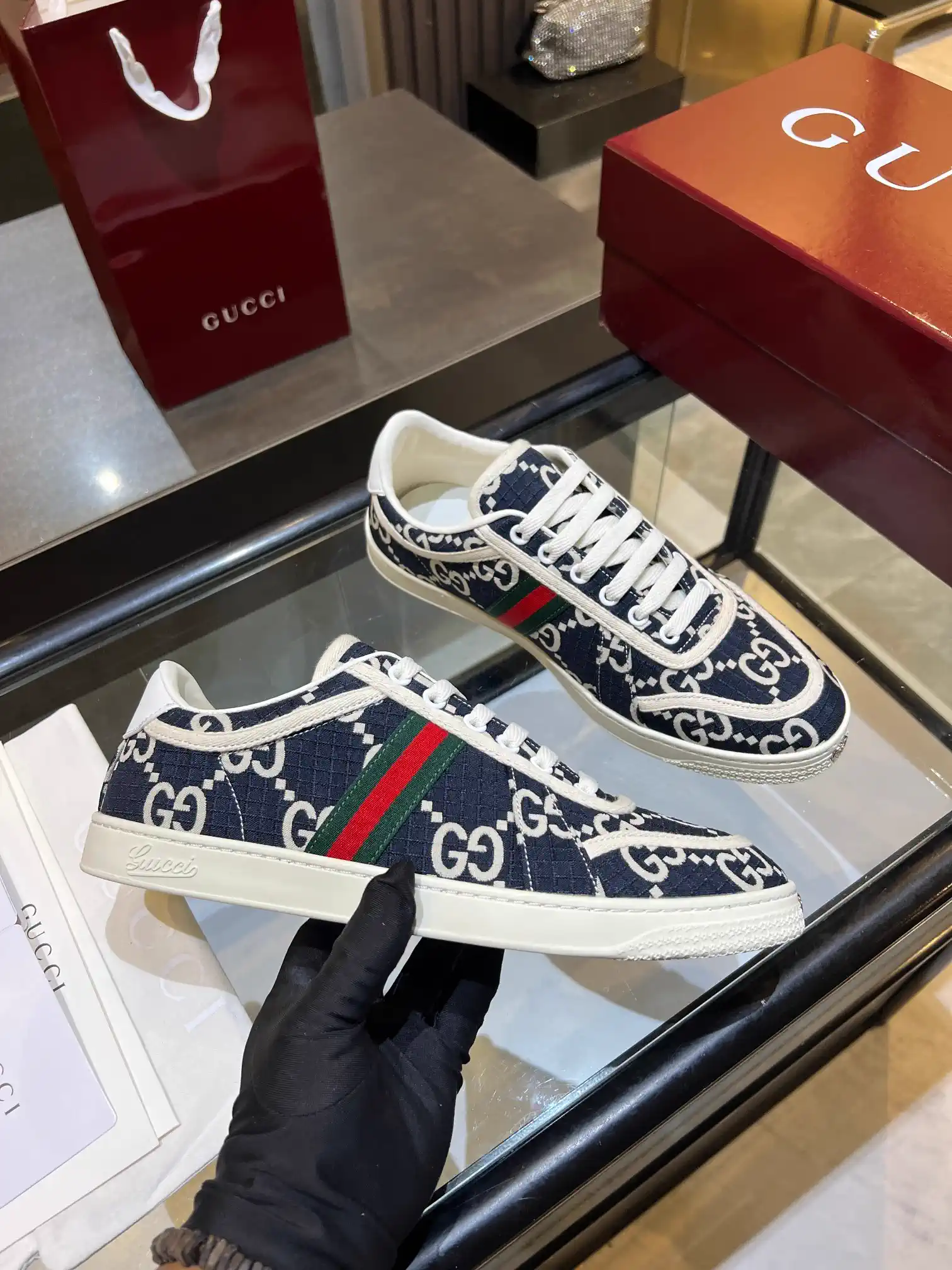 Gucci Men's Low-Top Casual Sneakers image 1