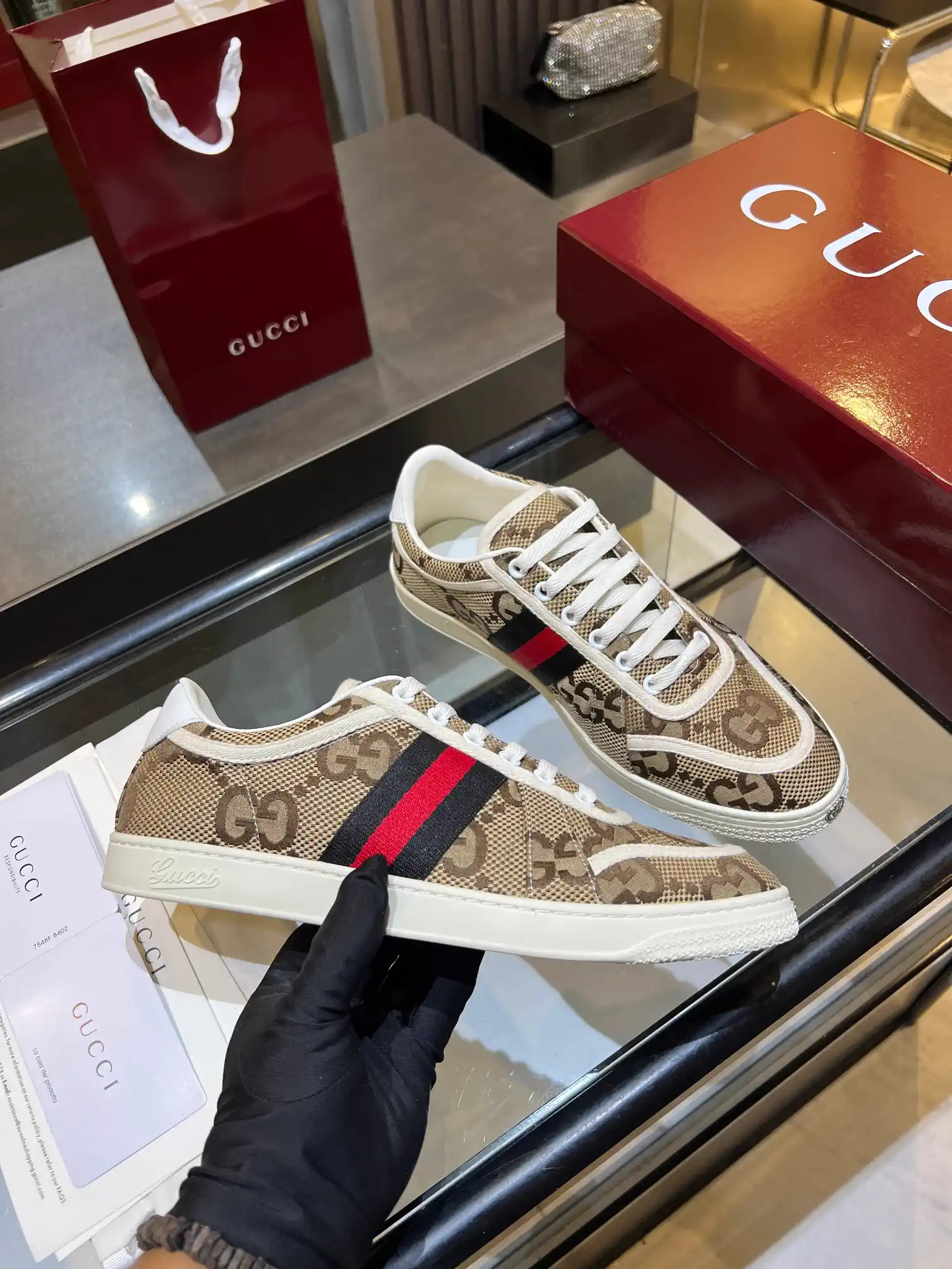 Gucci Men's Low-Top Casual Sneakers image 1