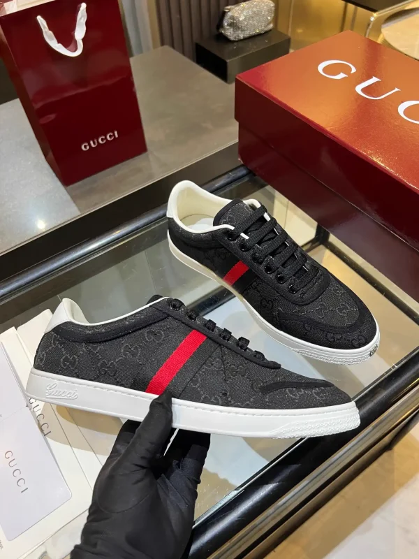 Gucci Men's Low-Top Casual Sneakers image 1