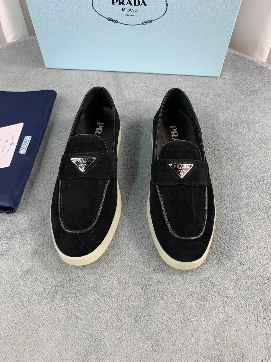 Spring/Summer Leather Loafers with Metal Triangle Logo image 1
