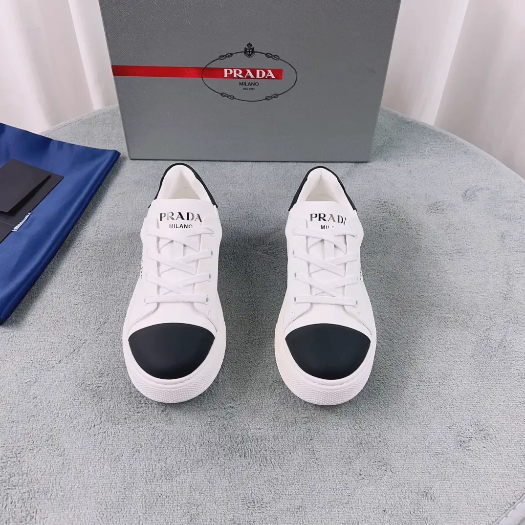 Classic Women's Leather Shoes image 1