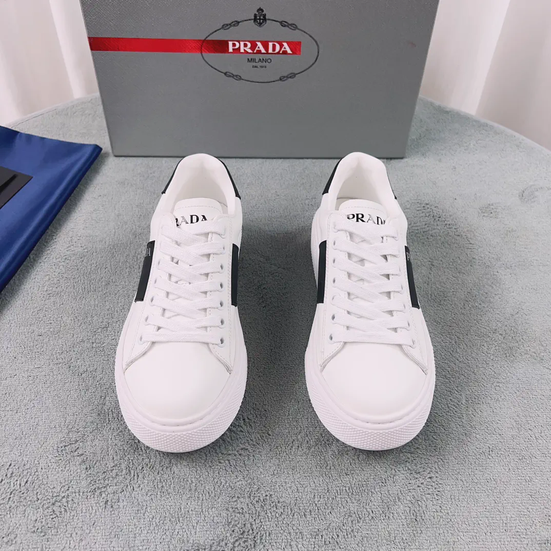 Classic Women's Leather Shoes image 1