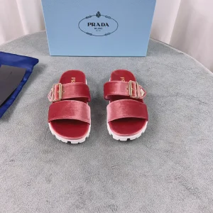 Velvet Shoes with Sheepskin Lining and TPU Outsole image 1