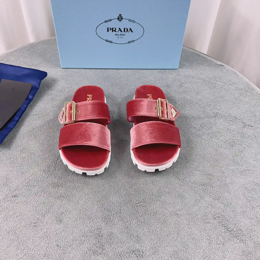 Velvet Shoes with Sheepskin Lining and TPU Outsole image 1