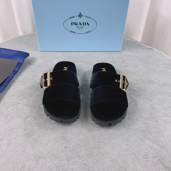 Velvet Shoes with Sheepskin Lining and TPU Outsole image 1