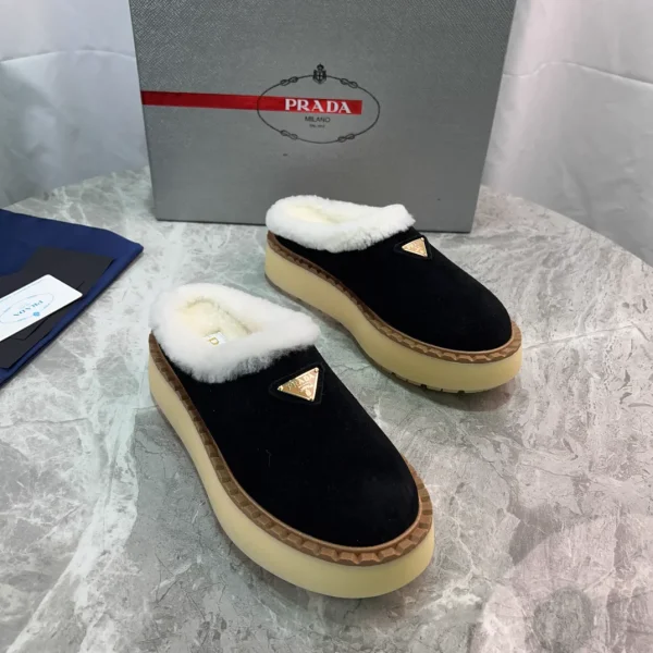 Furry Suede Shoes with Wool Lining image 1