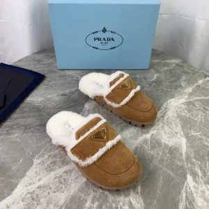 Suede Wool-Lined Shoes image 1