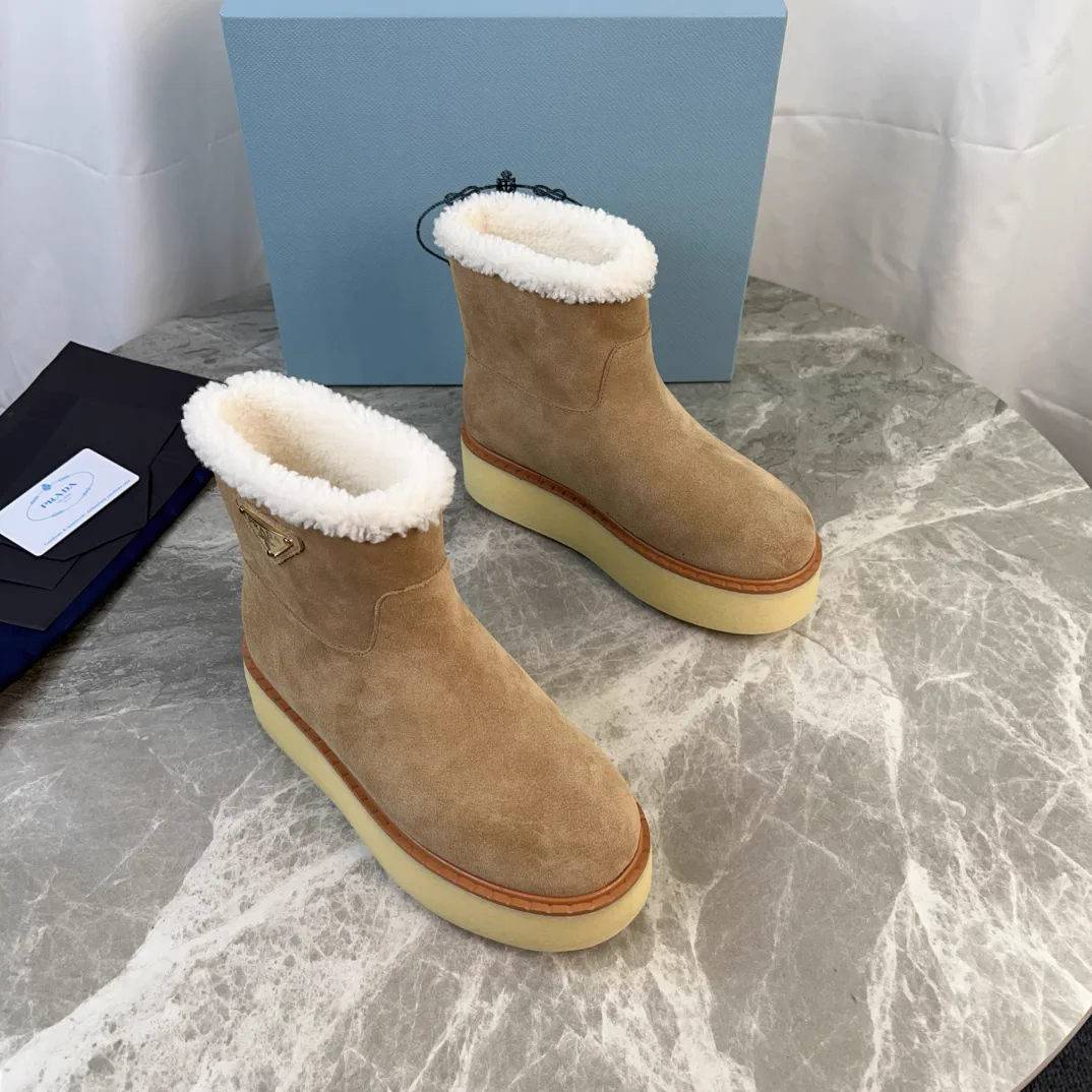 Suede Wool-Lined Shoes image 1