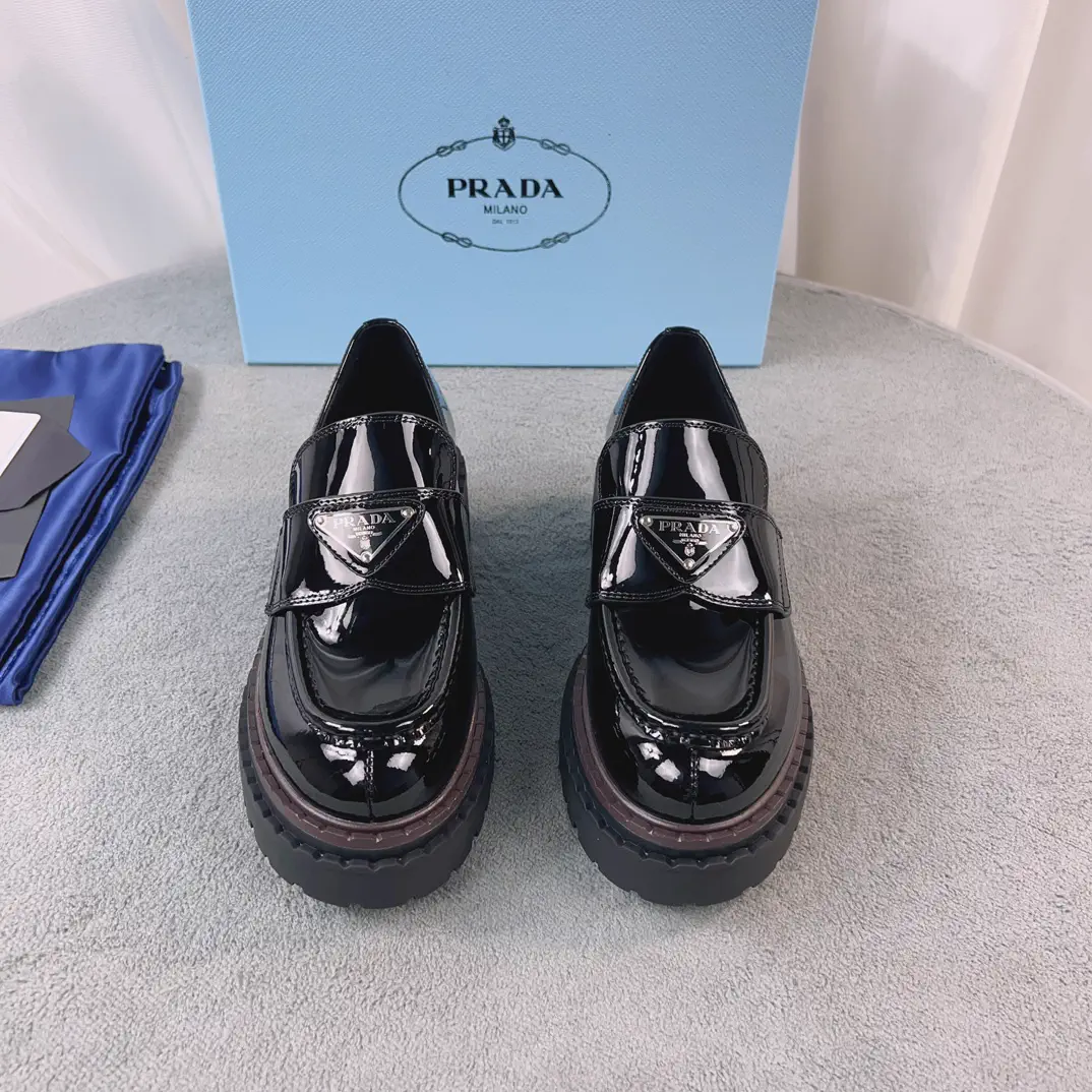 Leather Platform Shoes with Triangle Logo image 1