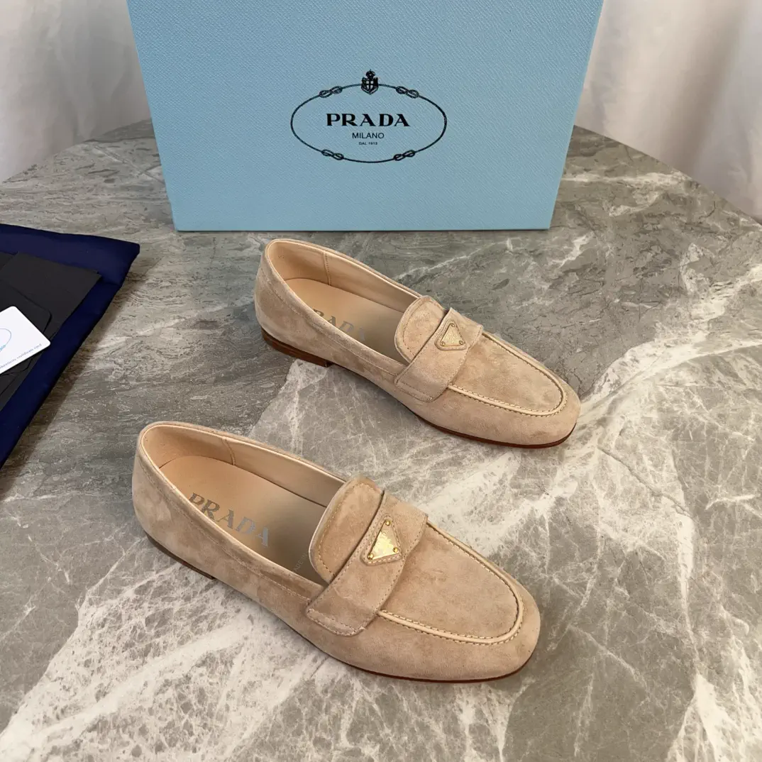 Full-Grain Cowhide and Suede Leather Shoes image 1