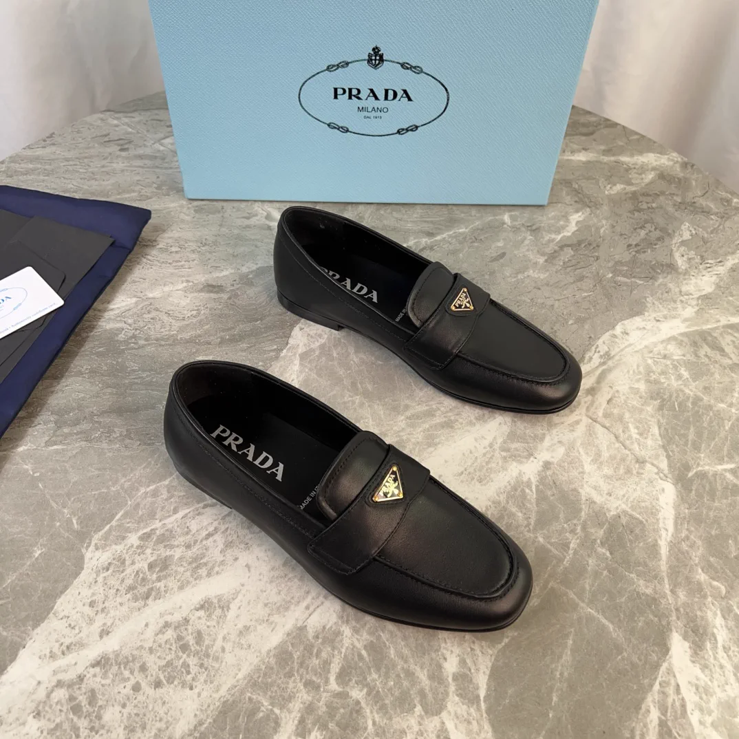 Full-Grain Leather and Suede Shoes image 1