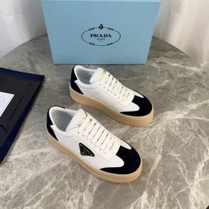 Cow Leather and Suede Shoes with Shearling Lining image 1
