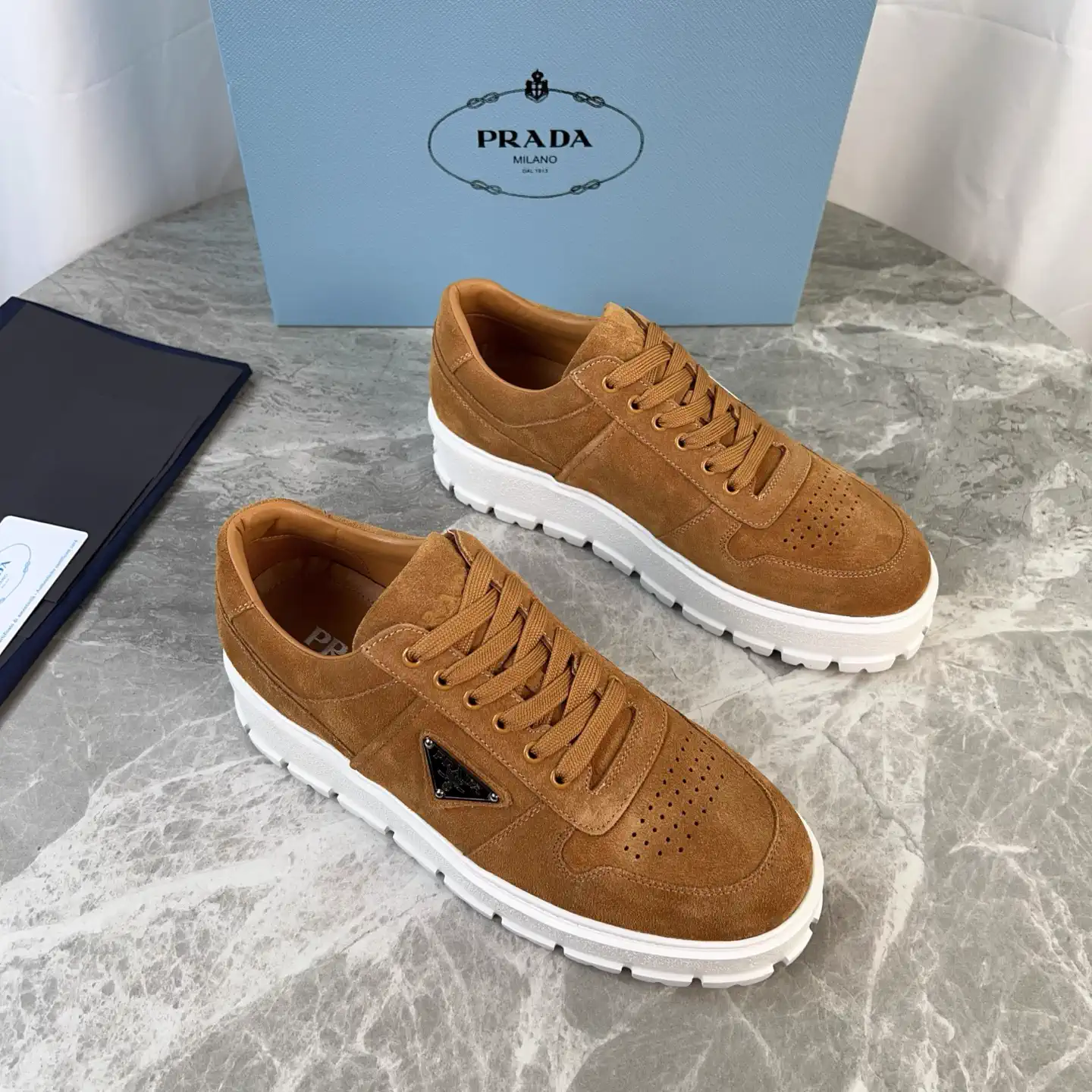 Latest Style Shoes with Triangular Logo image 1