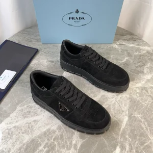 Latest Style Shoes with Triangular Logo image 1