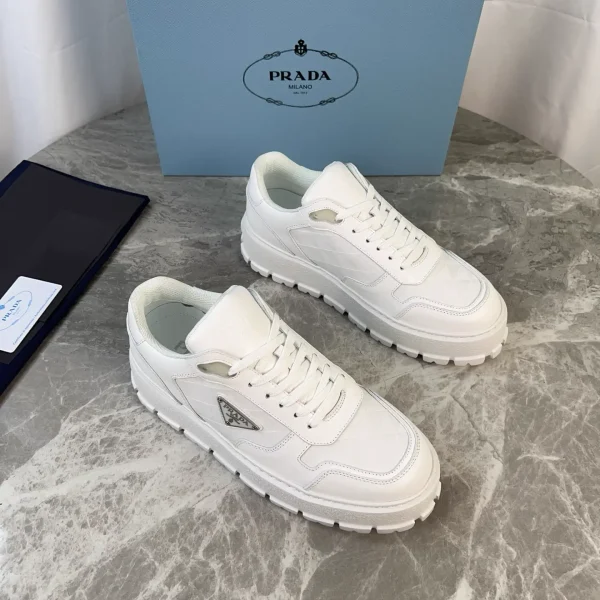 Latest Style Shoes with Triangular Logo image 1