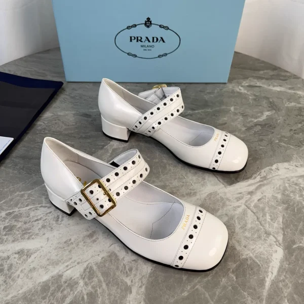 Imported Calf Patent Leather Shoes with Sheepskin Lining image 1