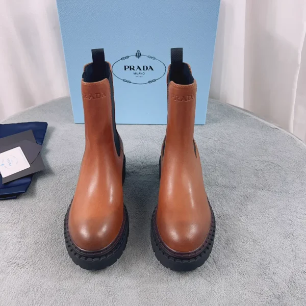 P Family Latest Style Split Leather Cowhide Shoes image 1
