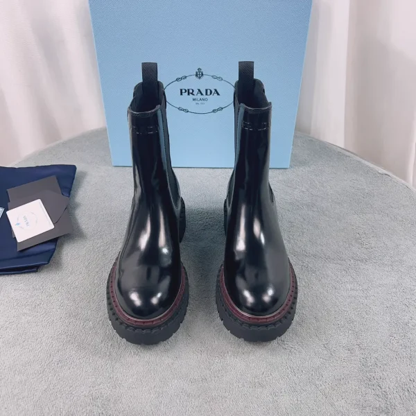 P Family Latest Style Split Leather Cowhide Shoes image 1