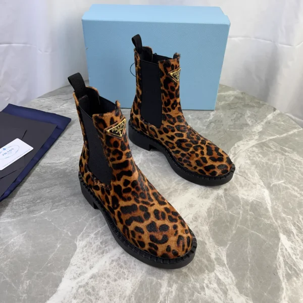 P Family Latest Style Leather Shoes image 1