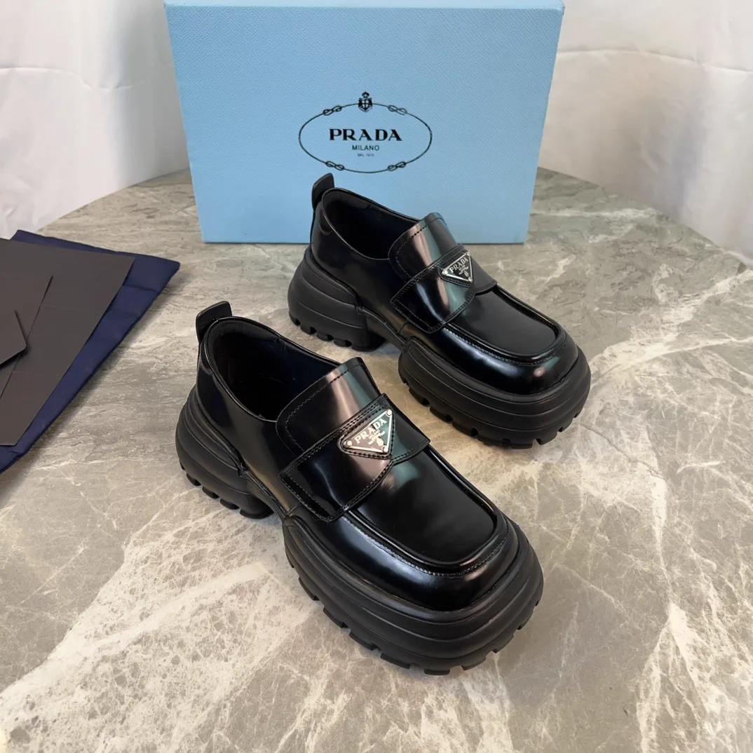 P Brand Latest Style Split Leather and Patent Leather Shoes image 1