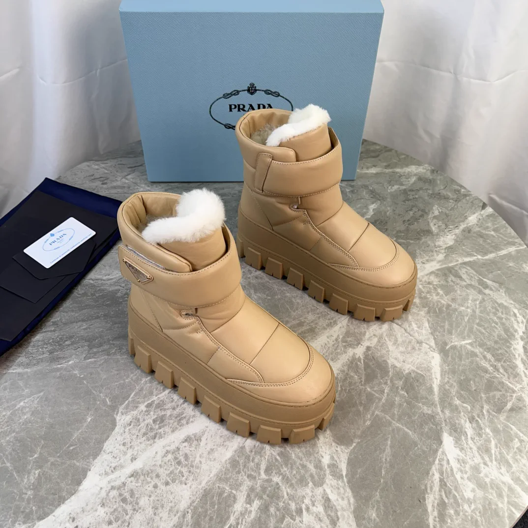 P Family Latest Style Top Version Leather Boots image 1