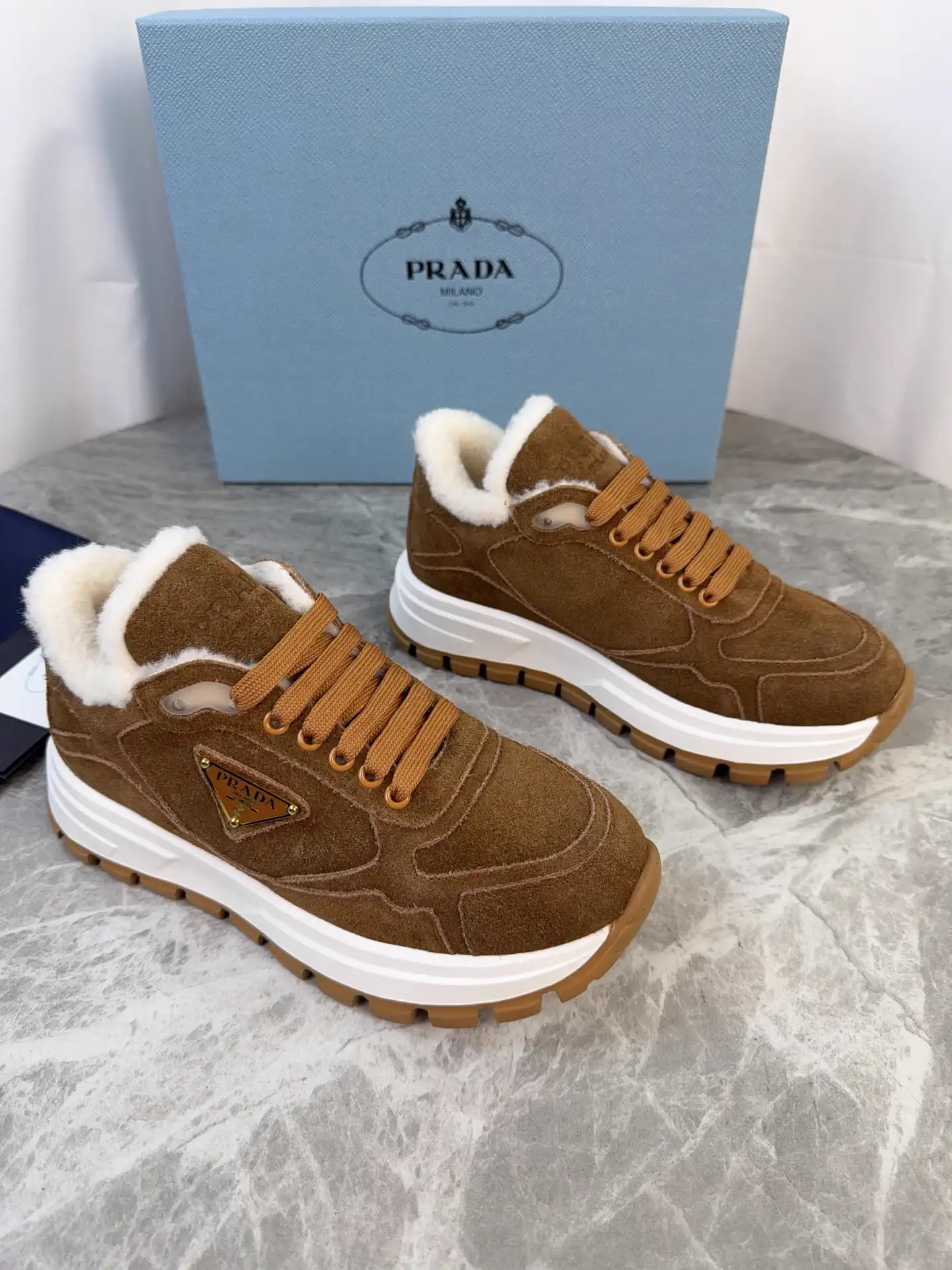 P Family Latest Style High Luster Suede Leather Lining image 1