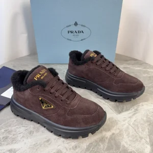 P Brand Latest Style Full Grain Leather and Suede Lining image 1