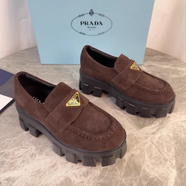 Classic High Version Leather Shoes image 1