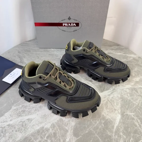 P Brand Classic Style Knitted Upper Shoes image 1