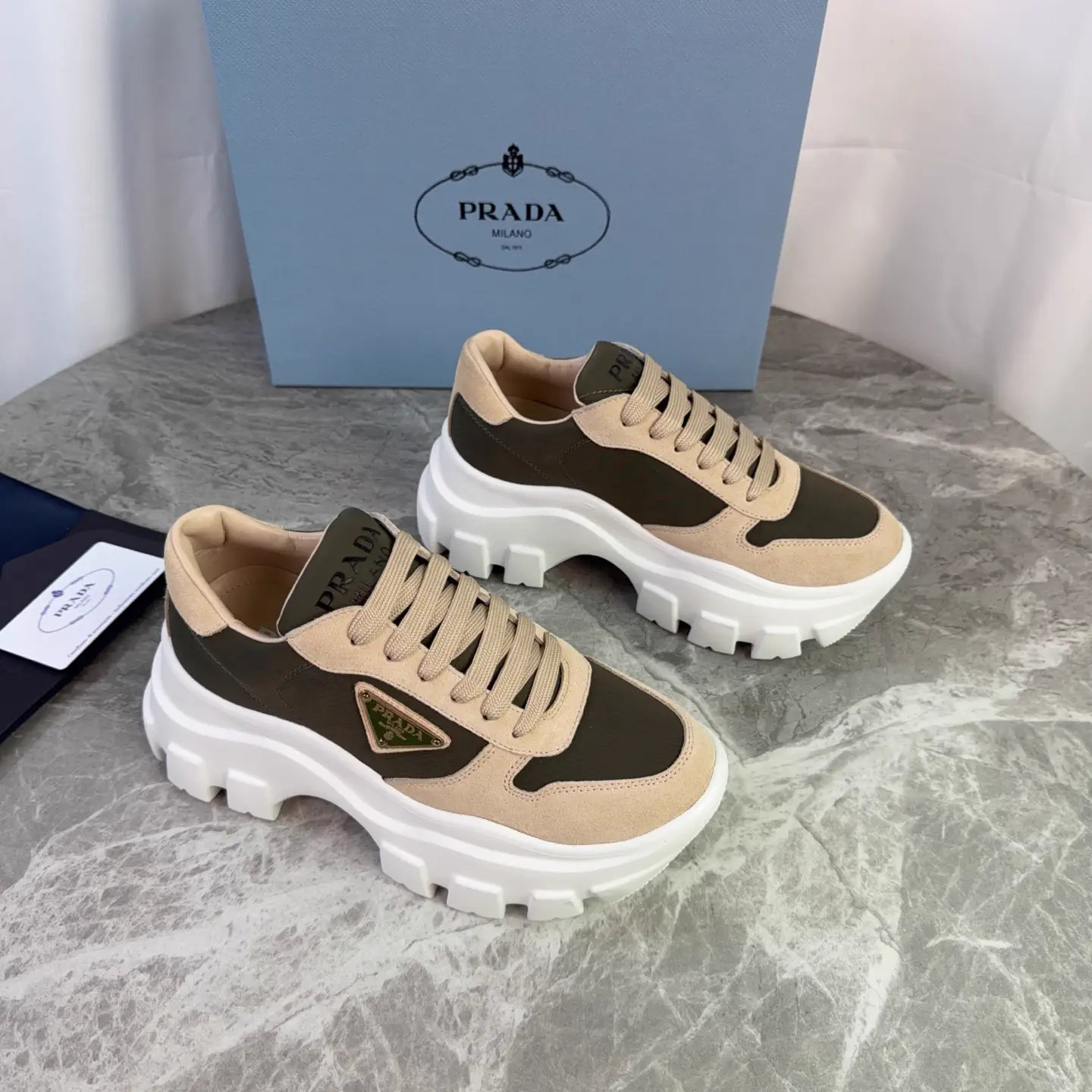 P Brand Latest Style High-Gloss Suede and Imported Fabric Men's Shoes image 1