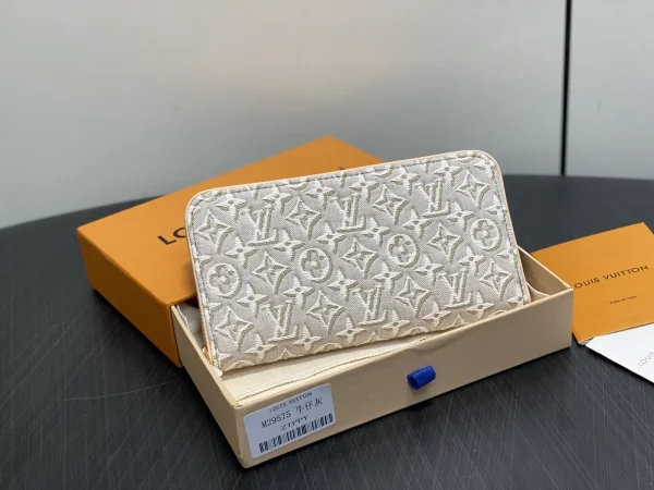 Louis Vuitton Monogram Jacquard Zippy Wallet image 1