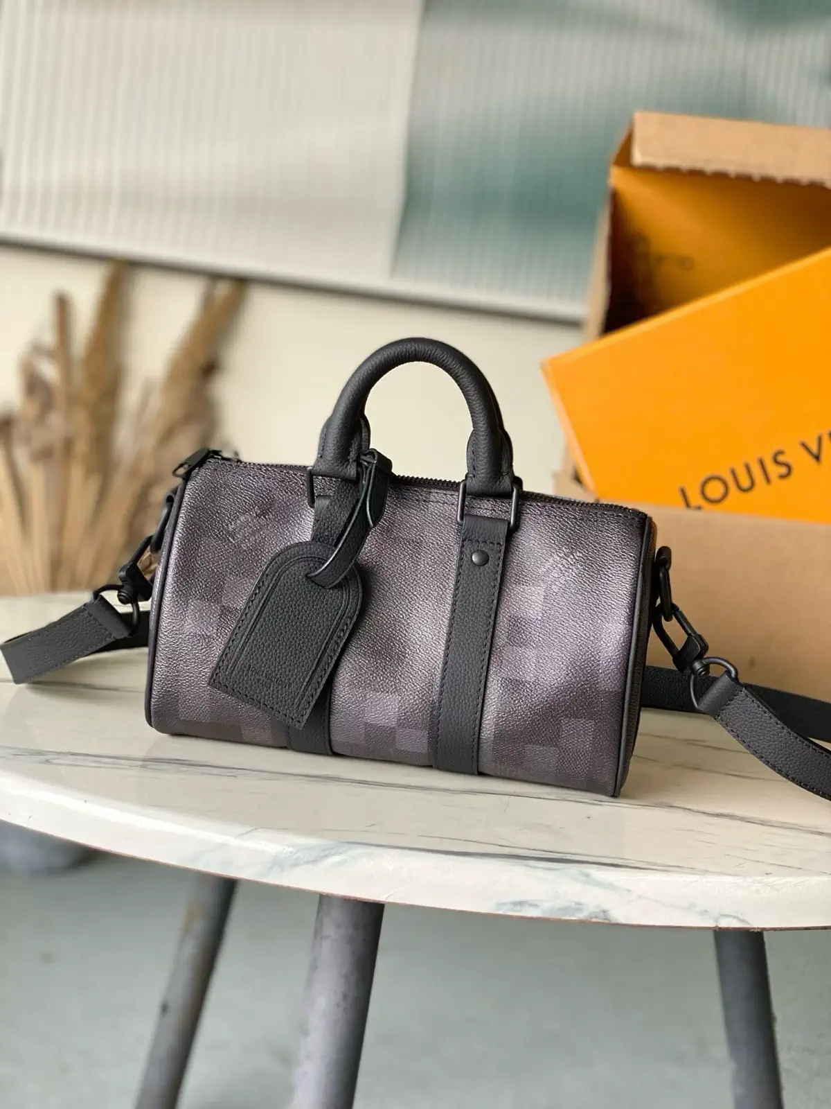 Louis Vuitton Keepall Bandoulière 25 Duffle Bag image 1