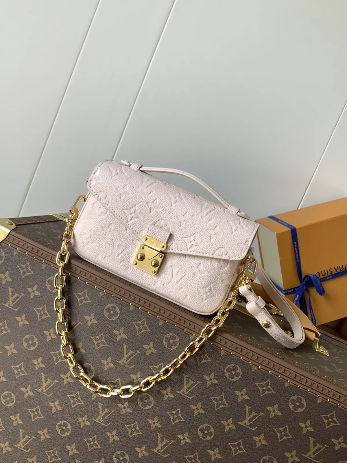 Louis Vuitton Pochette Métis East West Monogram Empreinte Bag image 1