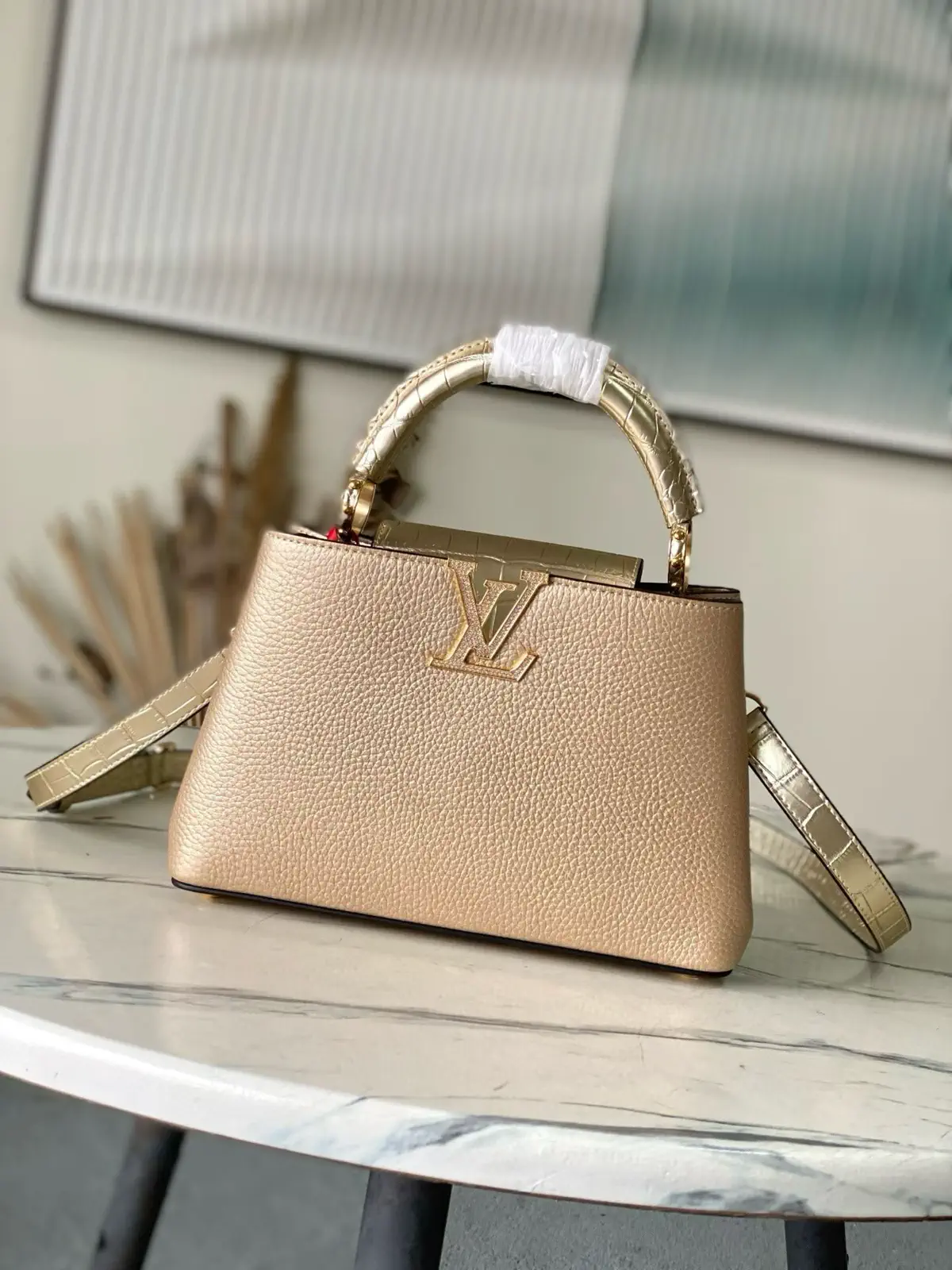 Louis Vuitton Gold Capucines Top Handle Bag image 1