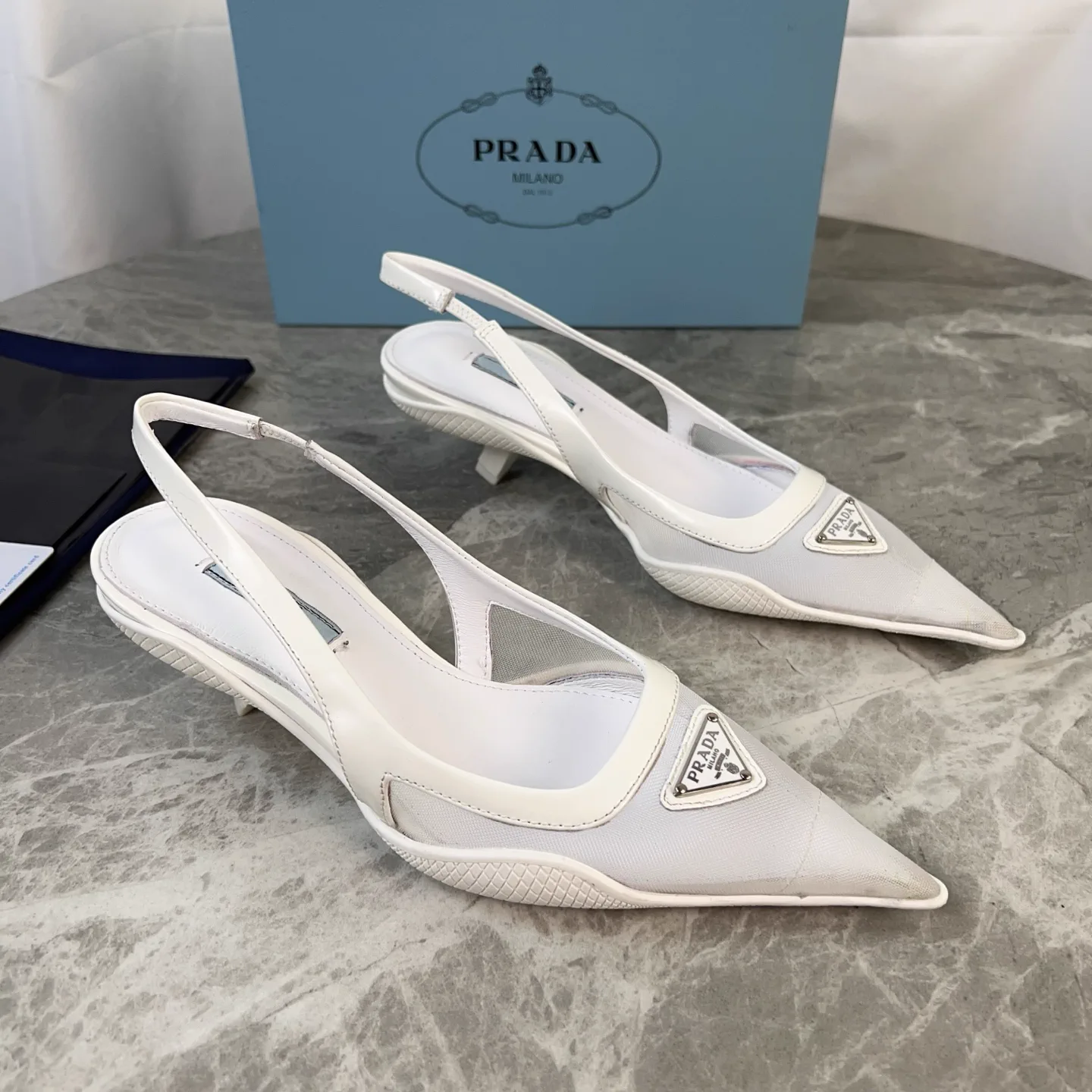 P Family Kitten Heel Shoes (Top Version) image 1