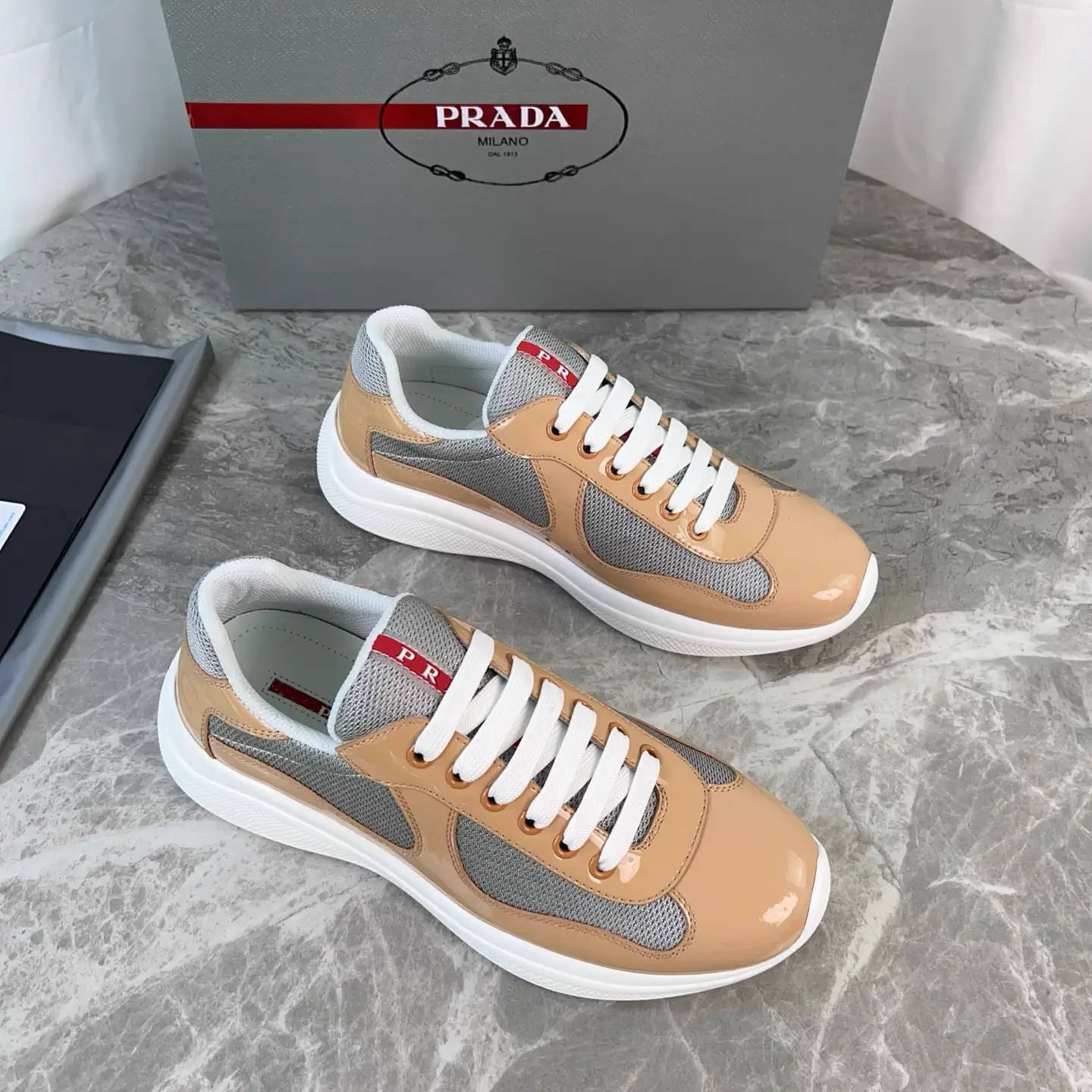 P Brand Classic Style Leather and Mesh Shoes image 1