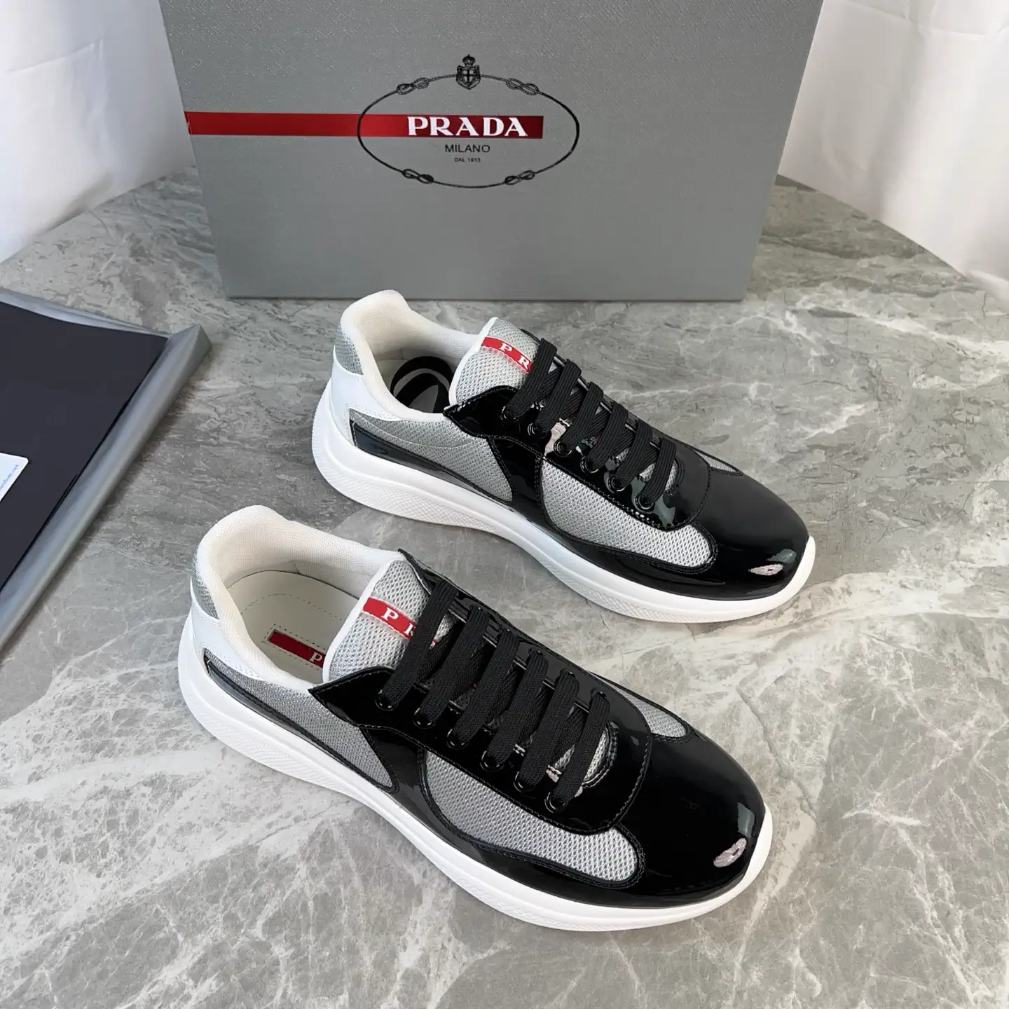 P Brand Classic Style Leather and Mesh Shoes image 1