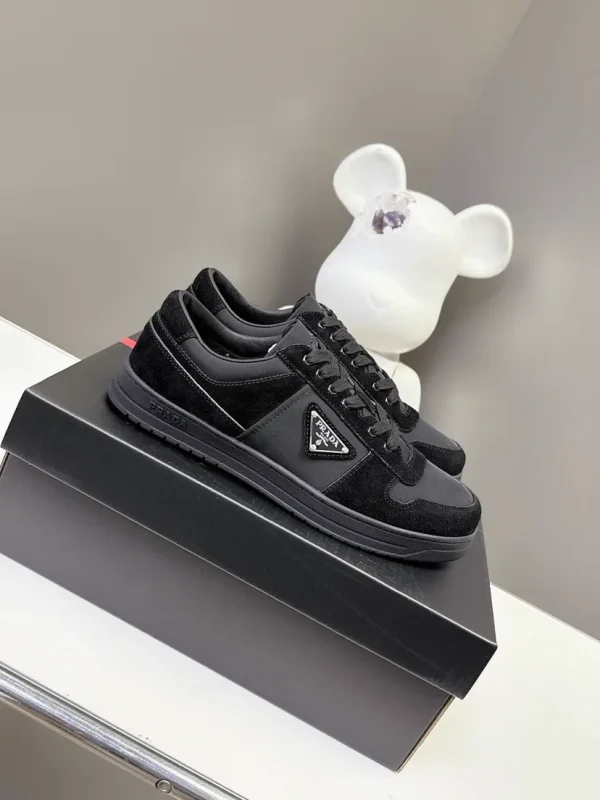 DOWNTOWN Leather Sneakers image 1